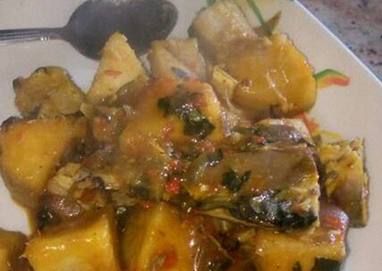 Porriage yam with Titus fish