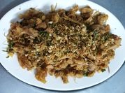 A picture of sụn gà rang muối