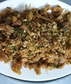 sụn gà rang muối