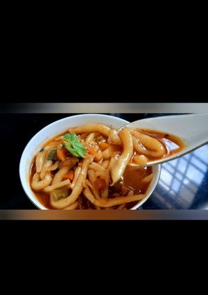 सूपी नूडल्स (Soupy noodles recipe in hindi) रेसिपी मुख्य फोटो