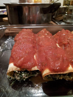 Una foto de Canelones de espinaca, acelga, carne y ricota 👩🍳