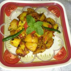 A picture of Dum aalu fried.