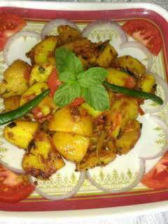 A picture of Dum aalu fried.