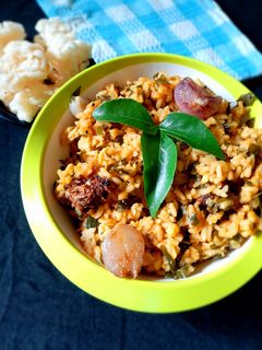 துவரம் பருப்பு சாதம் (toor dal rice recipe in tamil) செய்முறை முக்கிய புகைப்படம்