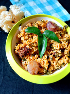 துவரம் பருப்பு சாதம் (toor dal rice recipe in tamil) செய்முறை முக்கிய புகைப்படம்
