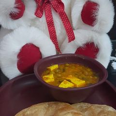 A picture of Puri.