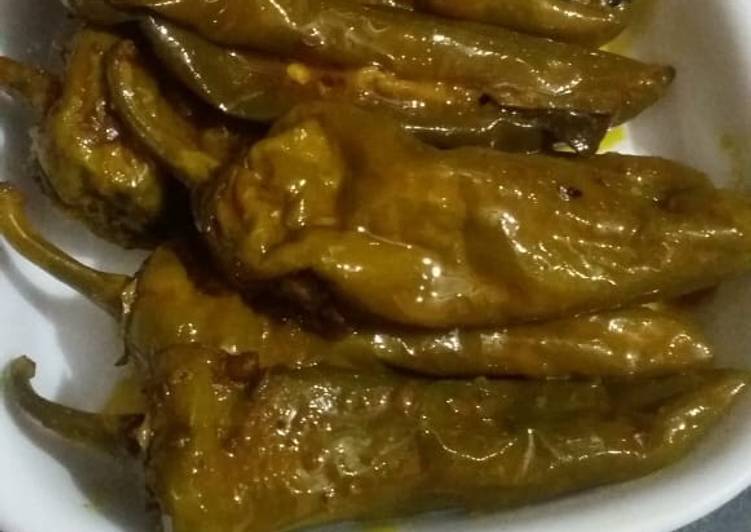 How to Prepare Quick Green chilli pickle