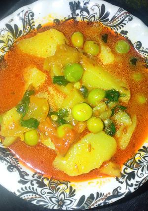 A picture of Aalu matar sabji.