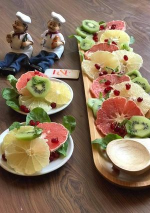 A picture of Herbed Citrus Salad.