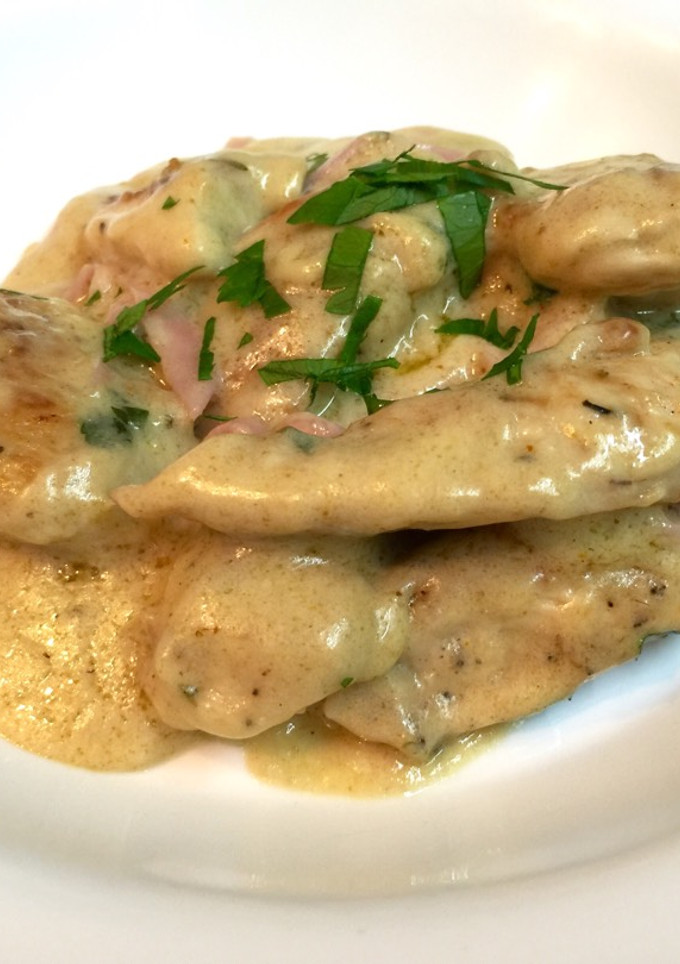 Una foto de Pollo al curry