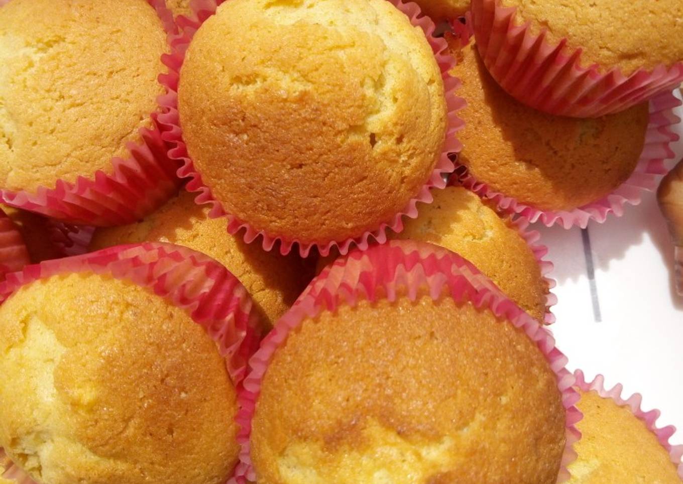 Moist vanilla cupcakes