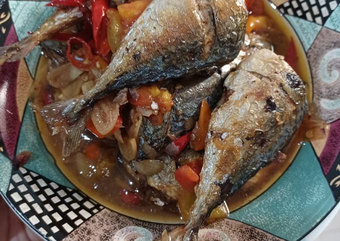 How to Prepare Appetizing Tumis ikan kembung