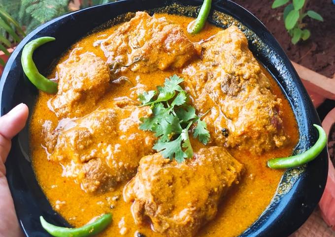 Mustard Fish Curry (Machher Jhol)