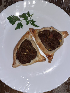 Una foto de Sfijas o Empanadas Árabes
