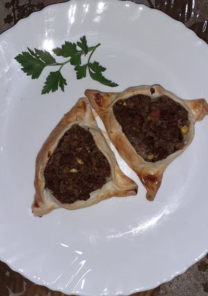 Una foto de Sfijas o Empanadas Árabes