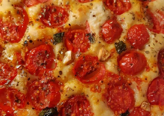 Recipe Of Quick Focaccia Con Pomodorini Pizzas