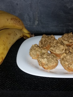 Una foto de Muffins de banana riquísimos sin azúcar