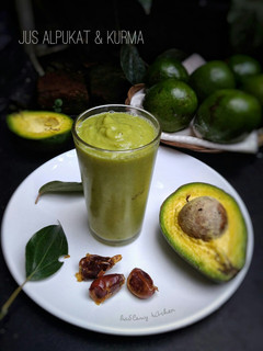 Foto resep Jus Alpukat Kurma (untuk menaikkan berat badan)