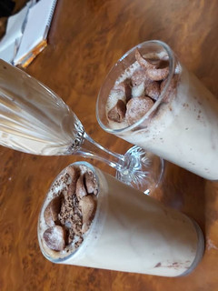 A picture of Cold refreshing coffee.