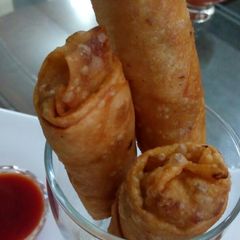 A picture of Spring Rolls.