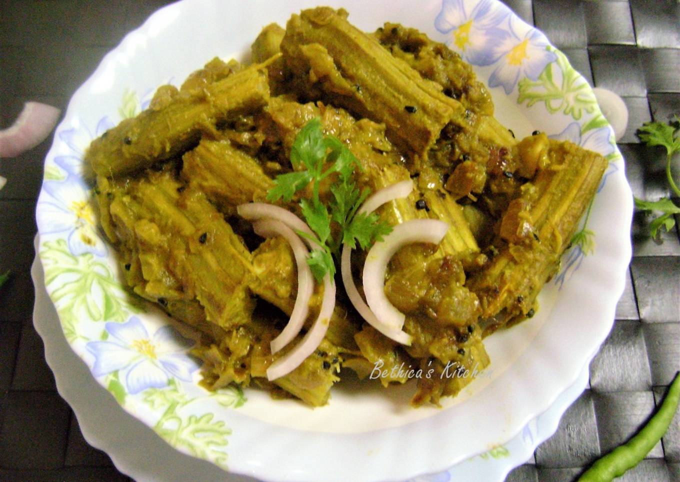 Drumstick & Raw Mango Curry