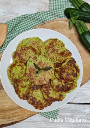 A picture of Zucchini Fritters.