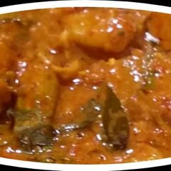 A picture of Prawns drumstick gravy.