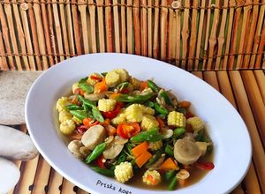 Foto resep Tumis Wortel Putren Buncis Bakso
