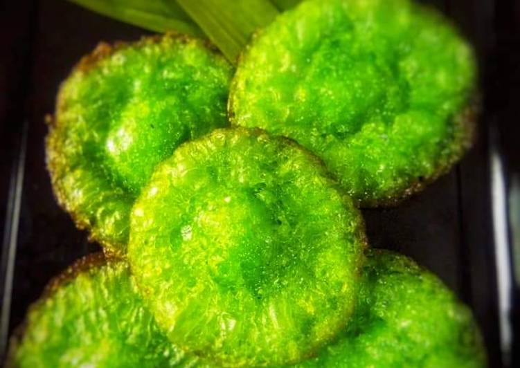 resep cara membuat Kue Cucur Pandan