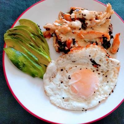 Almuerzo proteico grez o keto Receta de Vivi De Riquelme- Cookpad