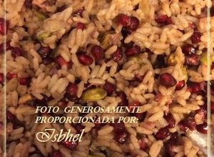 Una foto de Arroz con granada