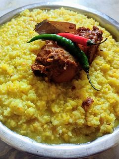 খিচুড়ি (khichuri recipe in Bengali) রেসিপির প্রধান ছবি
