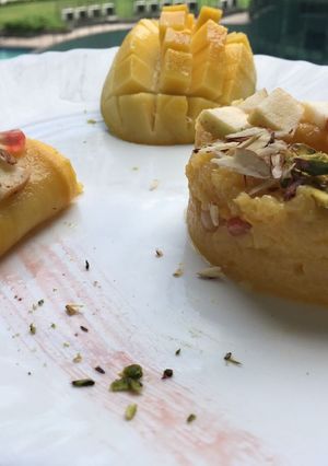 A picture of Mango frushi donut.