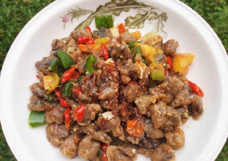 Daging sapi krispi lada hitam