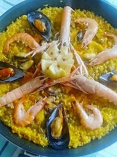 Una foto de Paella