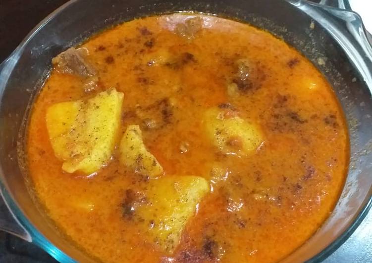 Aalu gosht