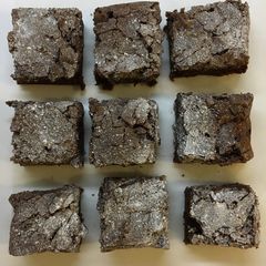 A picture of Brownies.
