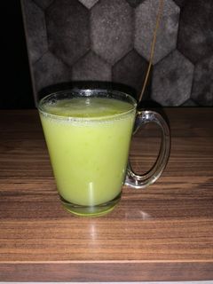 صورة لوصفة عصير تفاح طبيعي