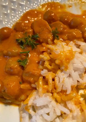 A picture of Butter Chickpea Curry.