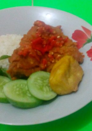 Foto resep Telur geprek Zeuhahh