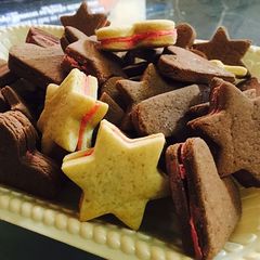 A picture of Chocolate cookies.