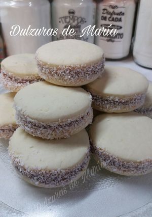 Una foto de Alfajores de maicena con aceite
