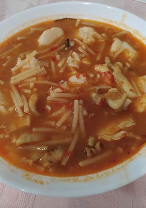 Una foto de Fideos a la cazuela de pescado