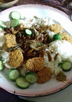 Foto resep Nasi liwet aneka lauk sederhana