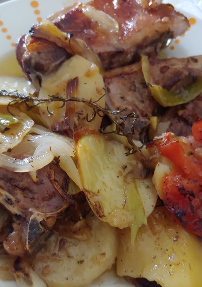 Una foto de Paletillas de Cordero al Horno