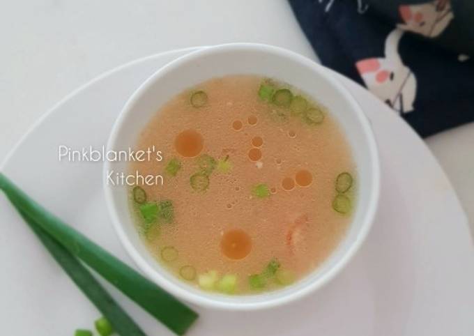 Rotisserie Chicken Carcass Soup Recipe by Pinkblanket's Kitchen - Cookpad