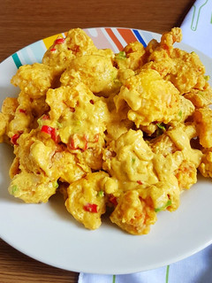Foto resep Ayam Goreng Saus Telur Asin