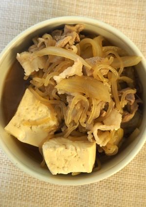 A picture of Simmered Meat with Tofu (Niku Tofu).