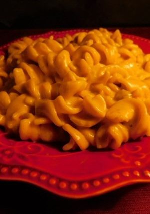 Une photo de Repas de pâtes accompagné de sauce pour pâtes d'inspiration Tex-Mex