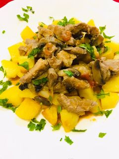 Gombás sertésragu recept fotója